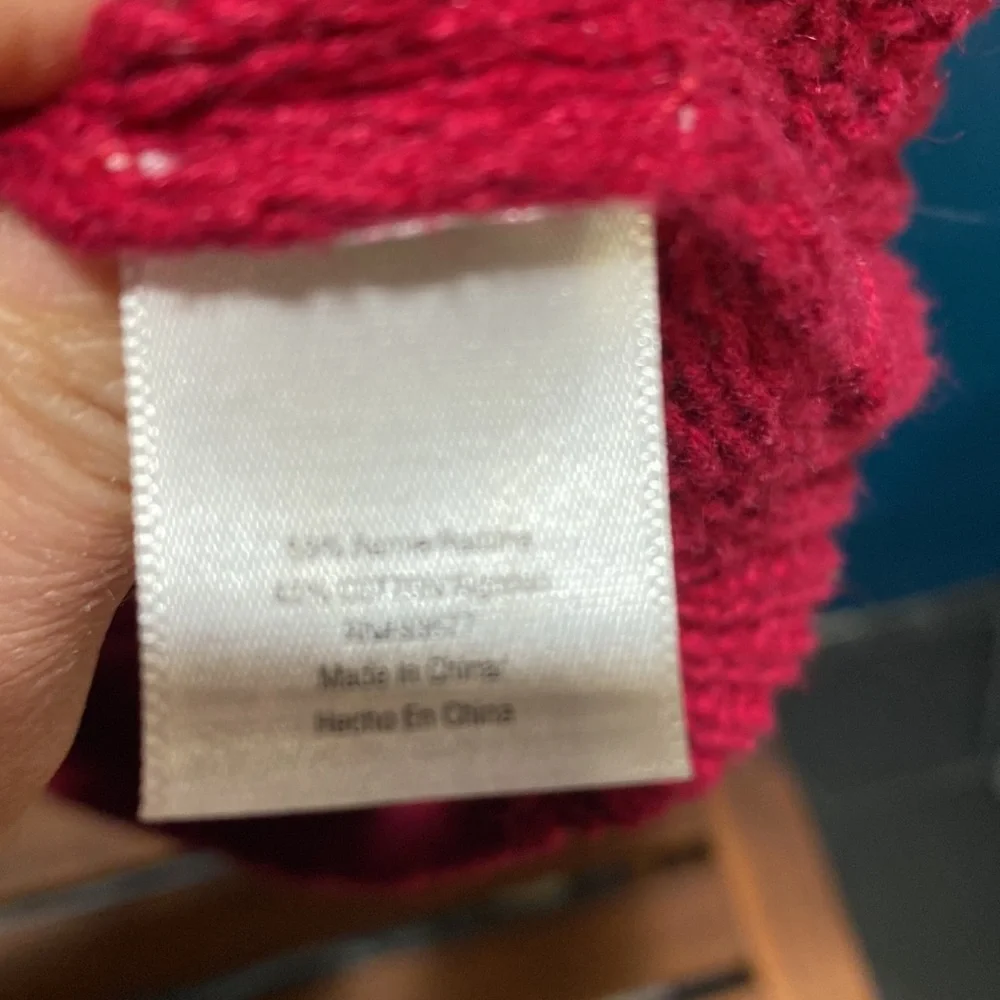 Spring crochet Raspberry sweater - Picture 4 of 4